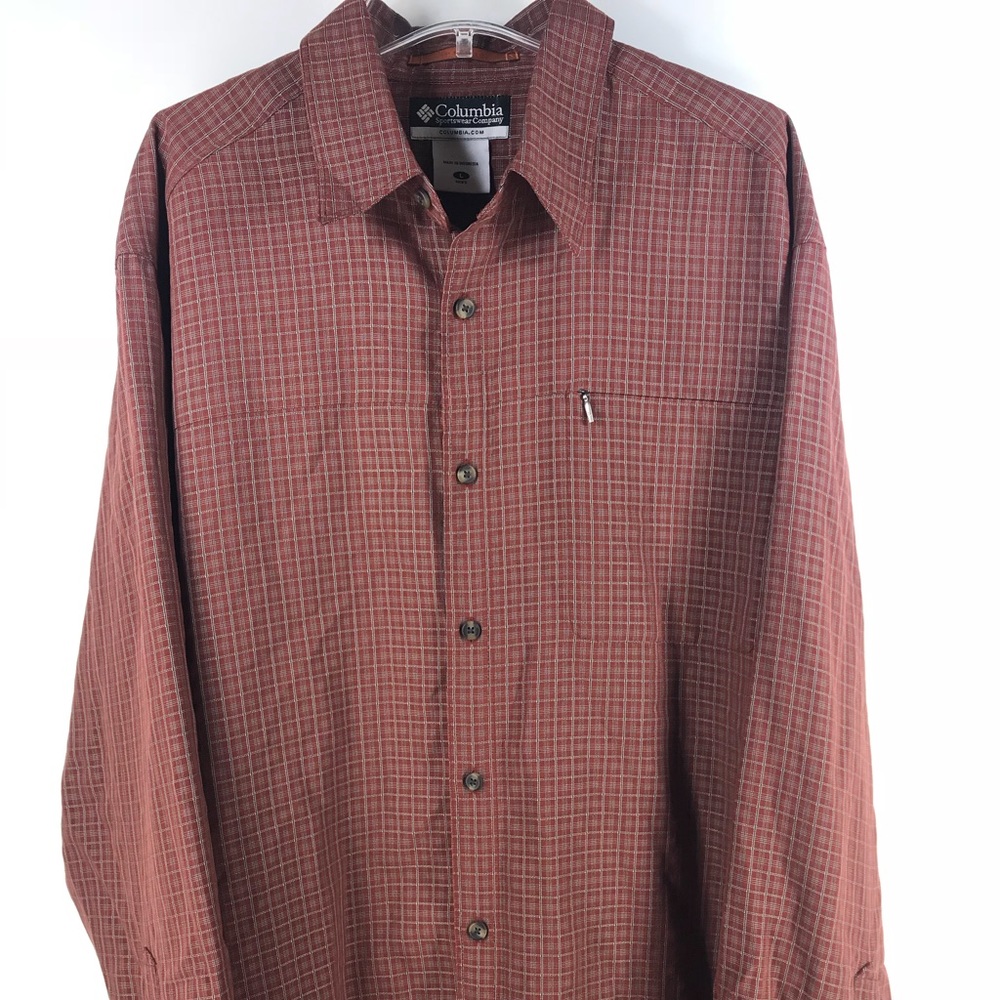 Columbia Long Sleeve Button Down Shirt